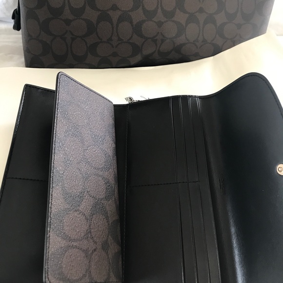 🆕Coach Signature Drawstring Carryall and Wallet - Picture 7 of 8