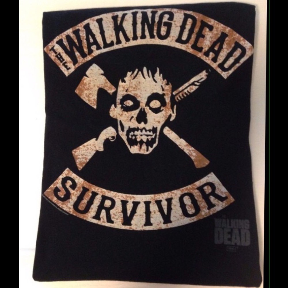 💝$5 BUNDLED Walking Dead T-Shirt