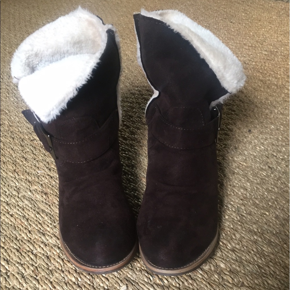 Boots - Picture 2 of 2