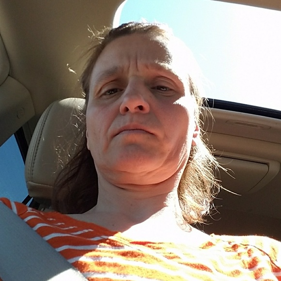 Meet your Posher, Kim - Picture 1 of 1