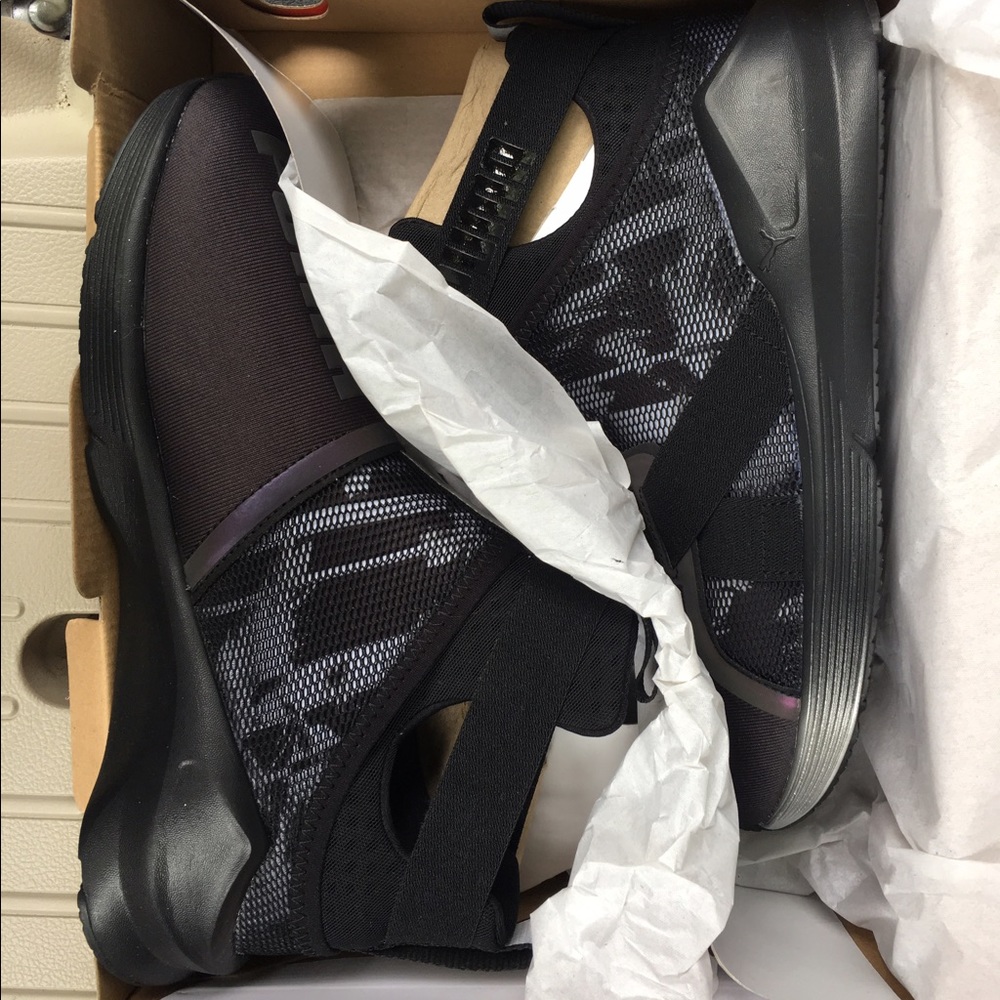 Puma Fierce Strap Swan