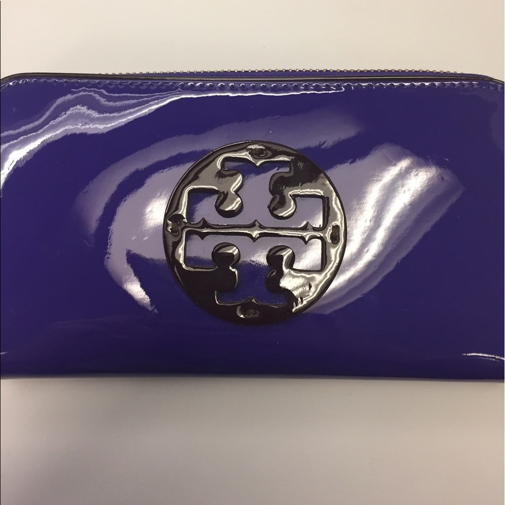 Tory Burch Continental Zip Wallet