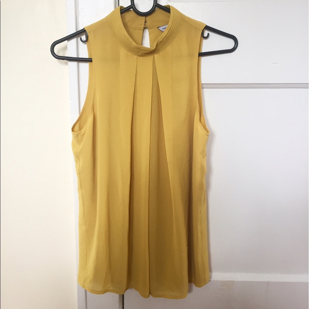 Sleeveless top
