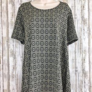 LuLaRoe Perfect T