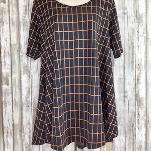 LuLaRoe Perfect T