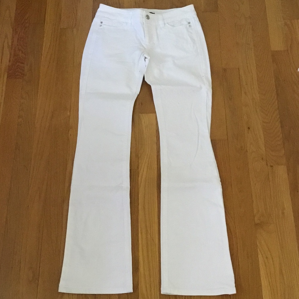 👖✨💖✨👖 WHITE HOUSE BLACK MARKET JEANS