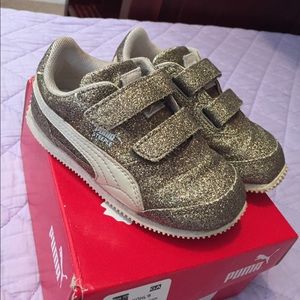Toddler gold sparkly puma sneakers