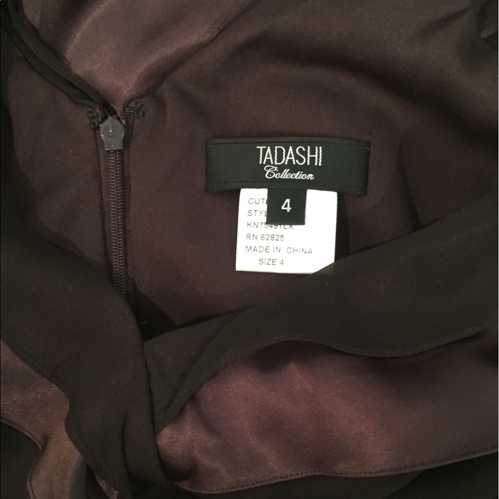 🎄SALE🎄Beautiful brown Tadashi gown - Picture 4 of 5