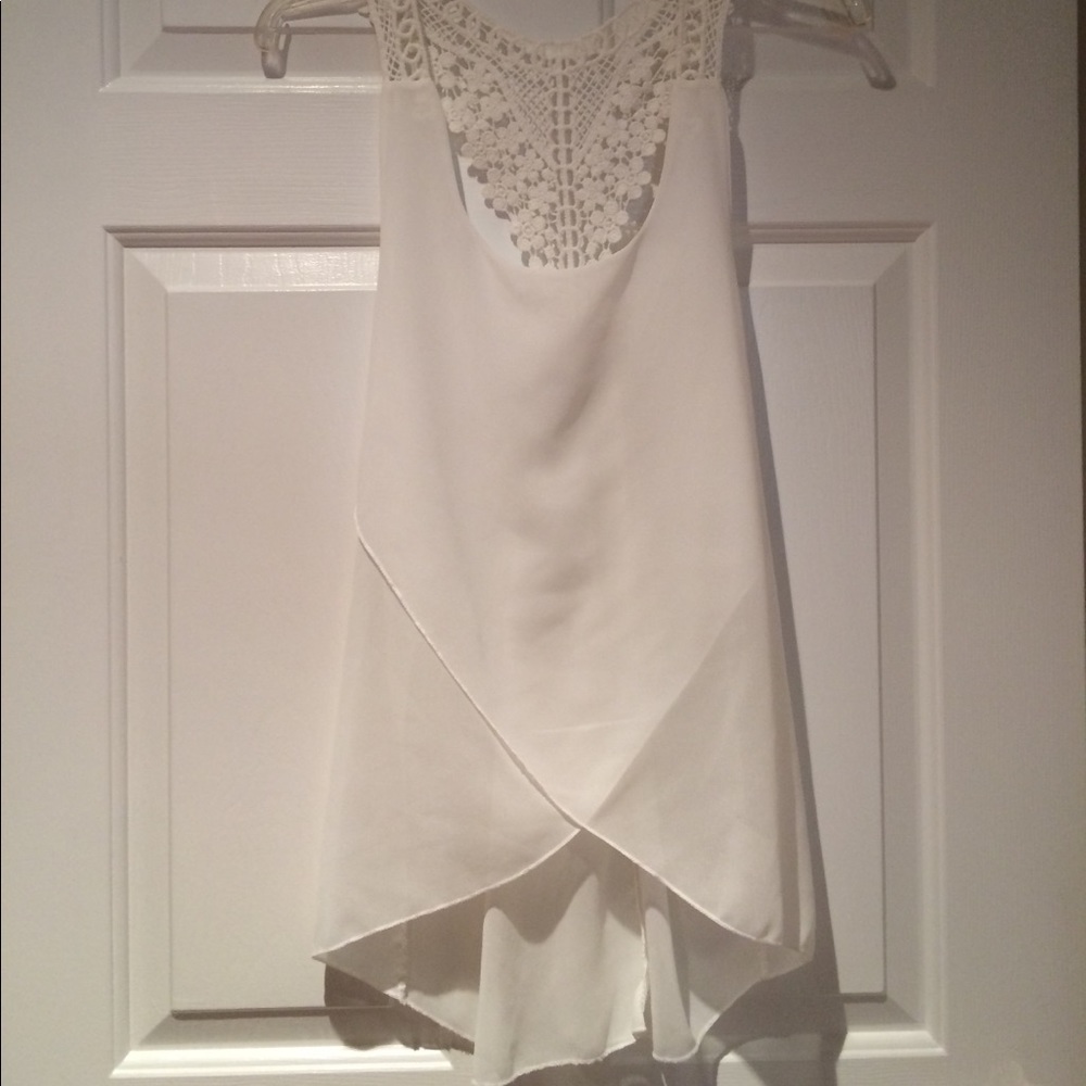 Izick Design White Lace back top
