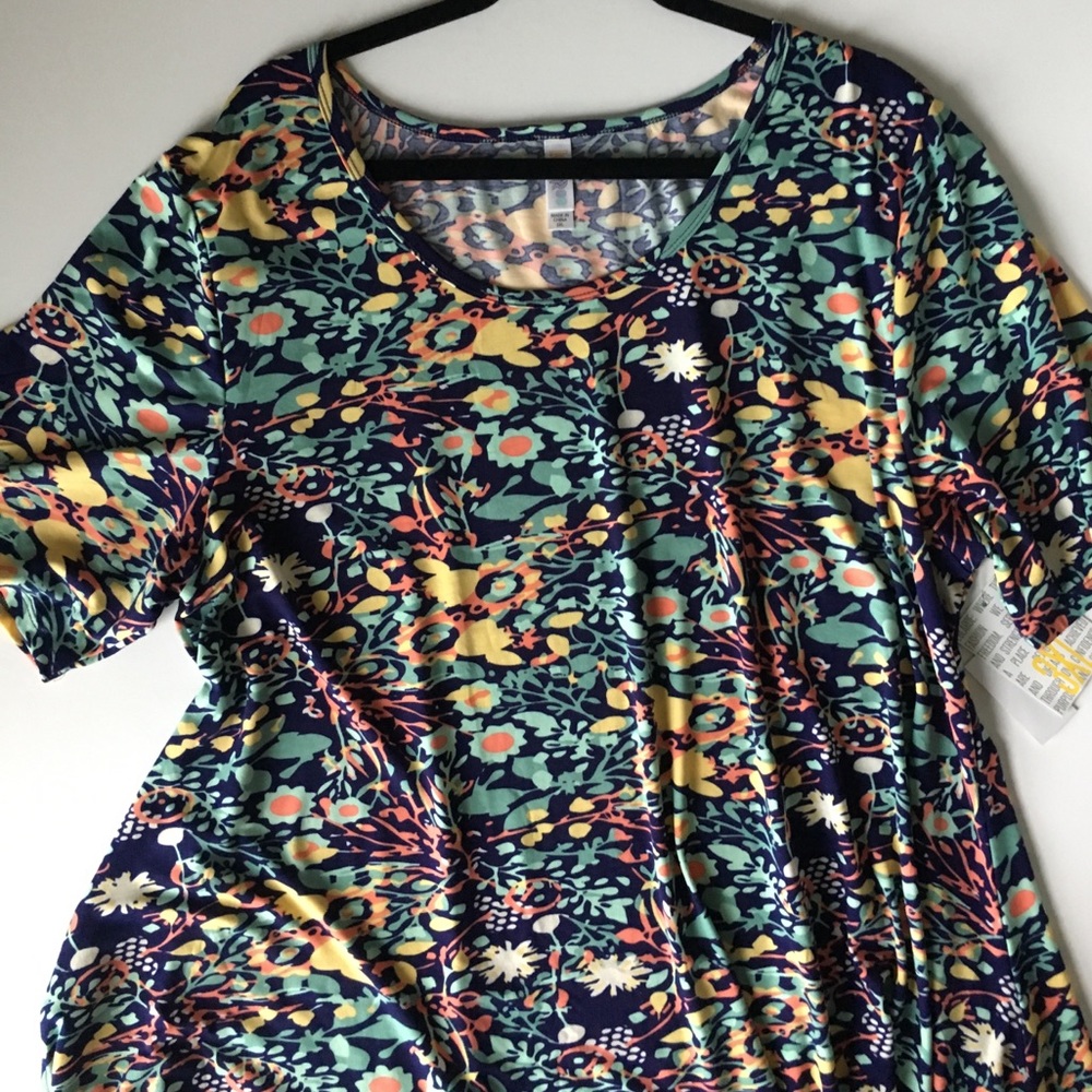 LuLaRoe Perfect T