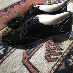 Louise et Cie Patent Leather Oxford Shoes