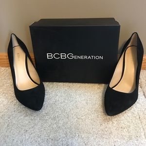 BCBG Generation black suede chunky heels