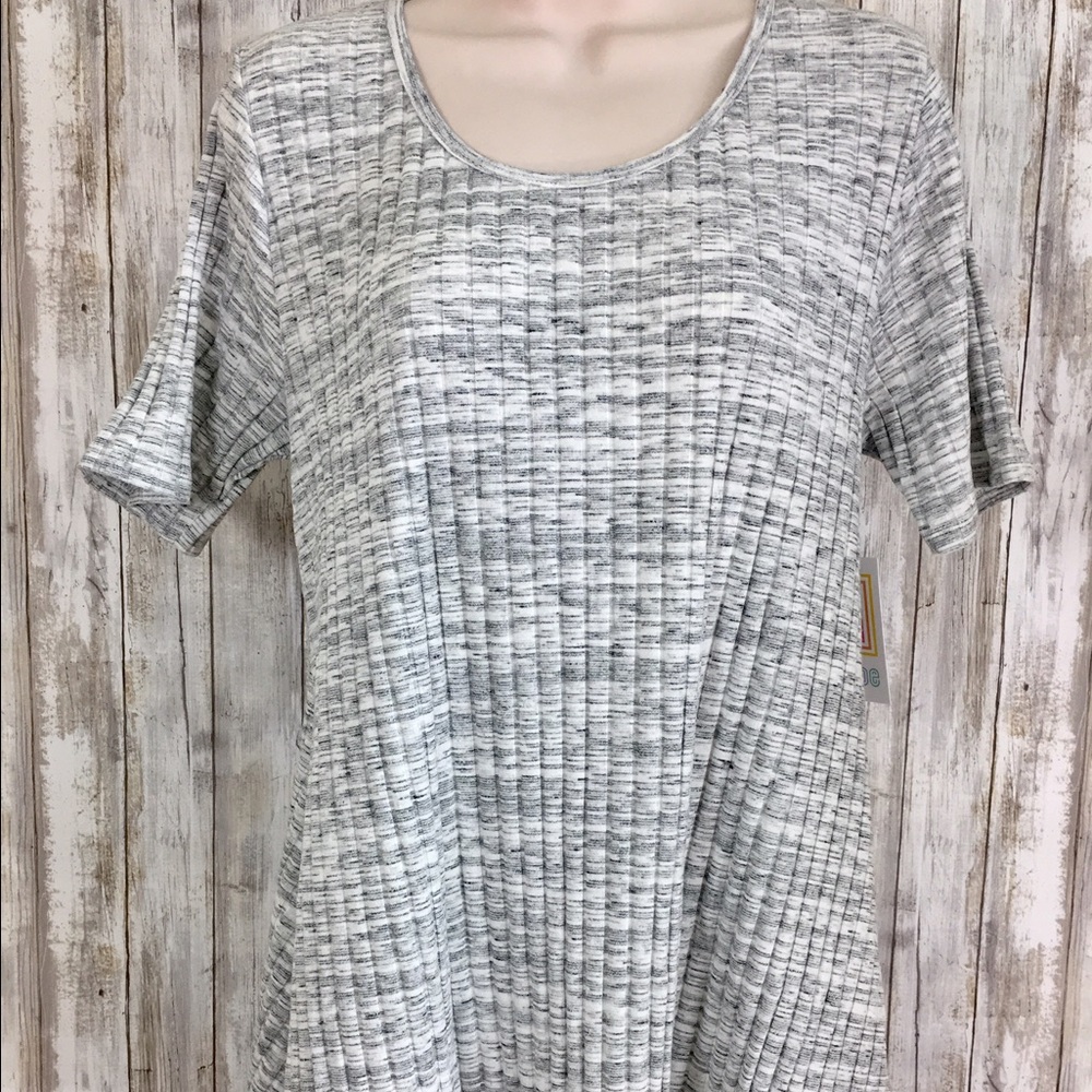 LuLaRoe Perfect T