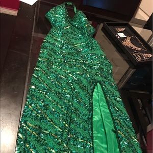 Evening dress for any occasion