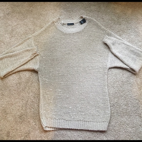 Tan sweater from VS. - Picture 2 of 5