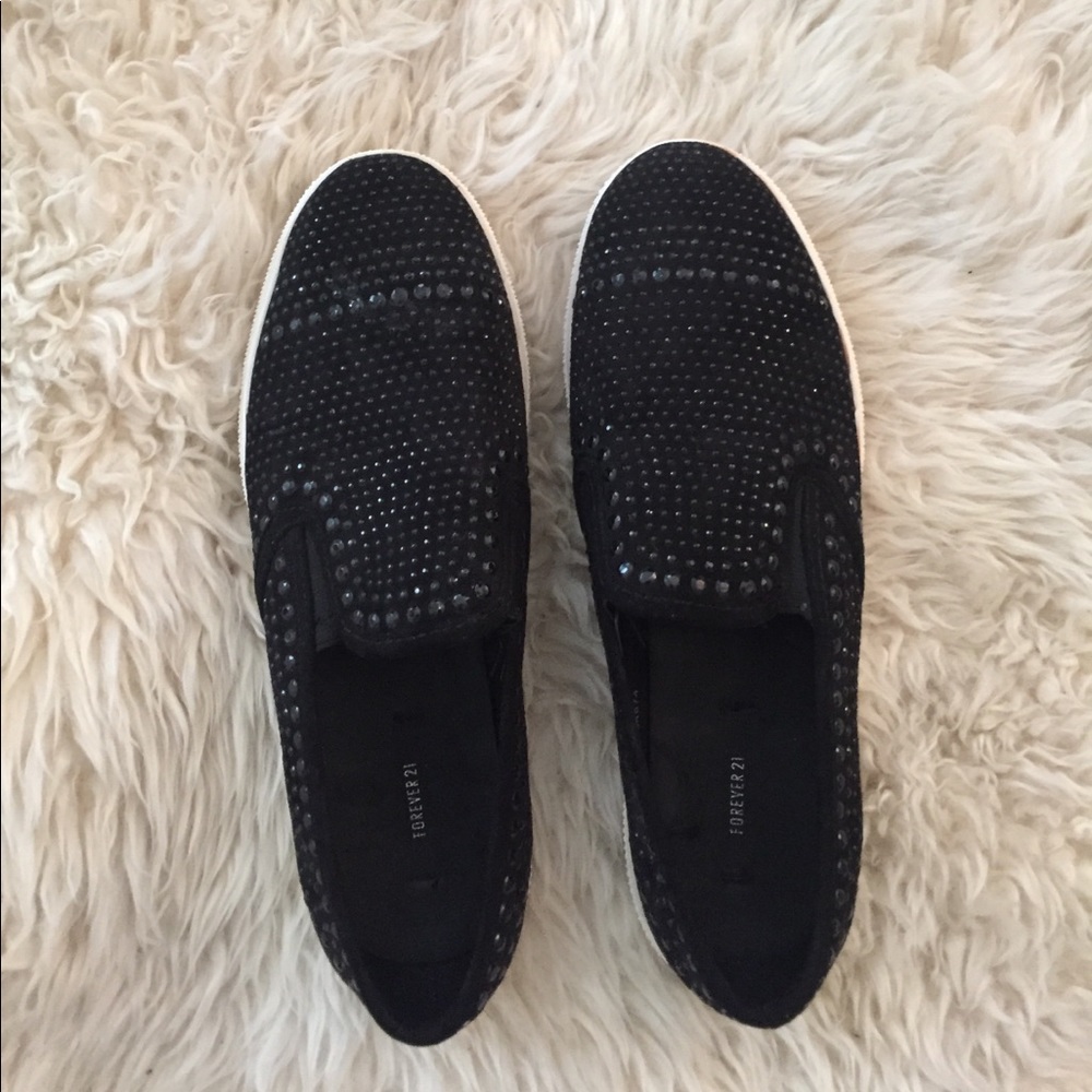 Forever 21 Embellished Slides