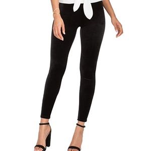 ✨SPANX Ready-to-Wow Velvet Shaping Leggings✨