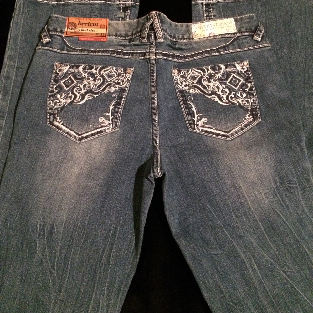 NEW with tags Amethyst Bootcut jeans -Sz 11 tall