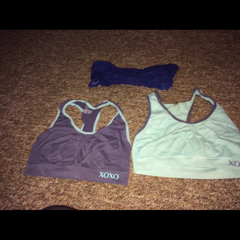 Sports bra