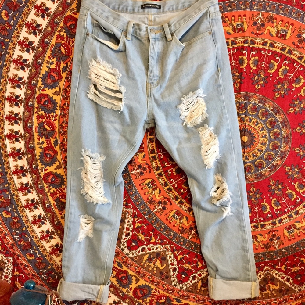 Distressed Boyfriend Jeans