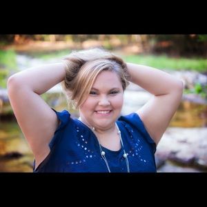 Meet your Posher, Abigail