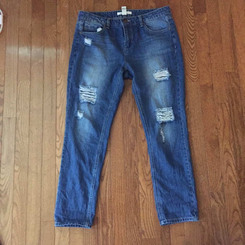 Medium wash boyfriend jeans