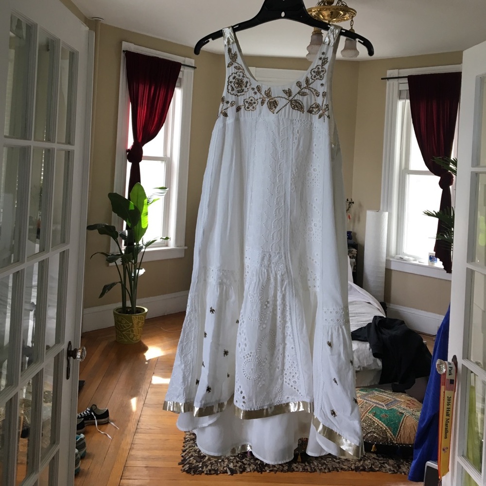 Beautiful white Anthropologie dress