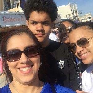 Meet your Posher, Carolina