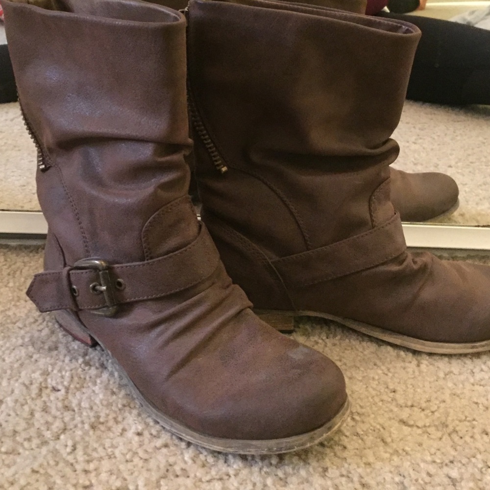 Brown boots