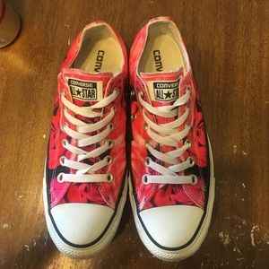 Rose converse size 7 women's