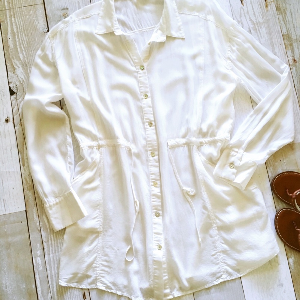 Soft Lightweight Long Sleeve Button Up Long Tunic - Picture 2 of 3