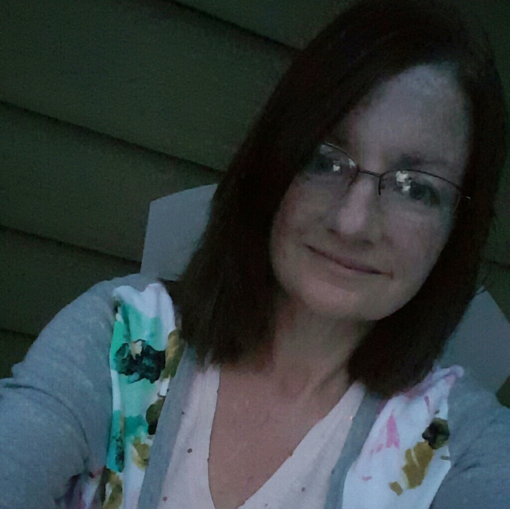 Meet your Posher, Dena