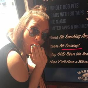 Meet your Posher, Kelly