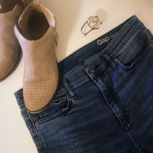 ✨HOST PICK ✨ Gap High Waist Jeans