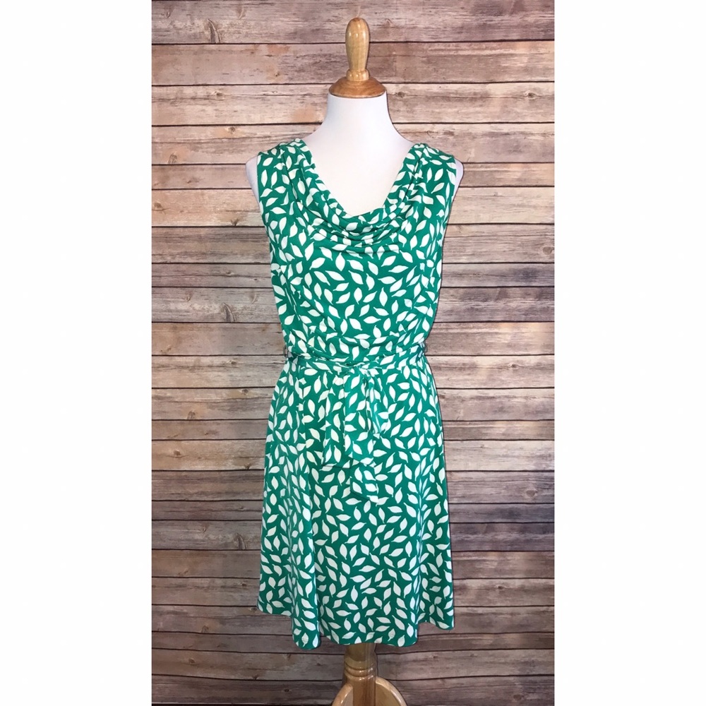 green + white Ann Taylor LOFT belted tie dress 👗
