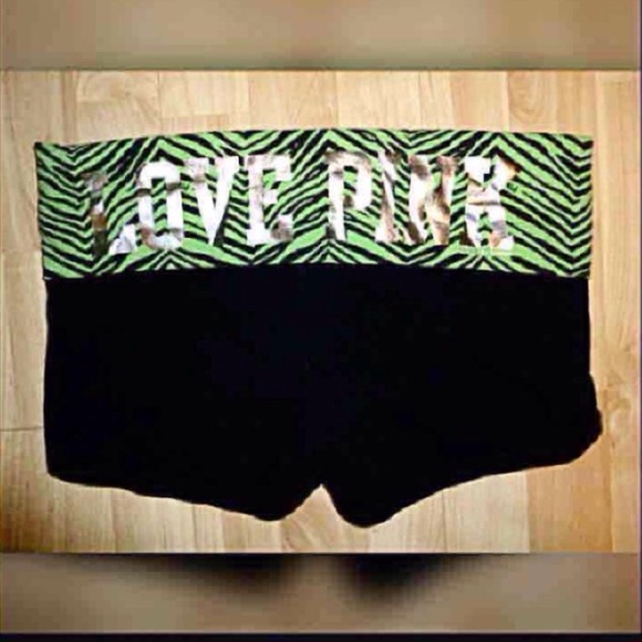 ❤️SOLD❤️PINK FULL ZIP UP HOODIE & SHORTS - Picture 2 of 2