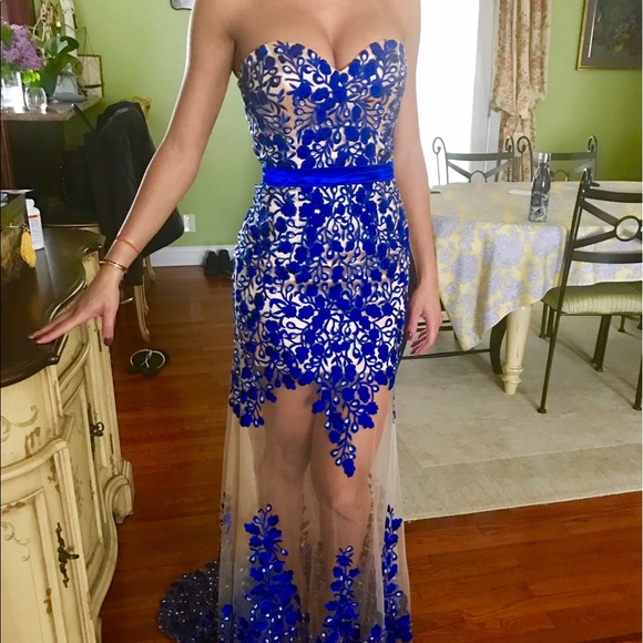 SHERRI HILL GOWN - Picture 3 of 4