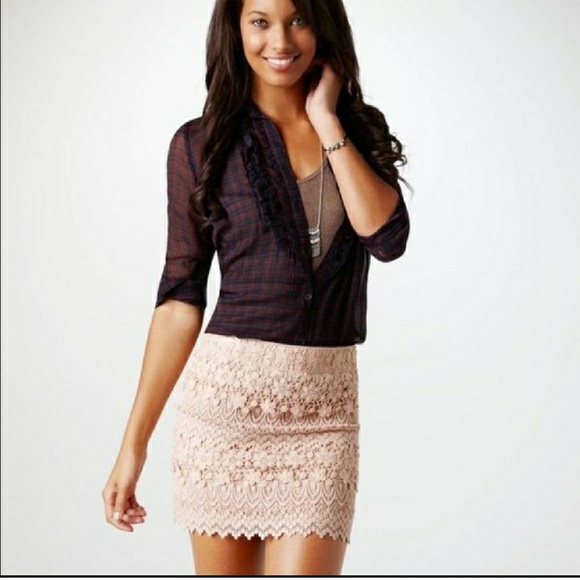 American Eagle Outfitters Dresses & Skirts - Blush Pink Crochet Skirt