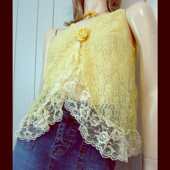 Boho Babe VTG 70s Sheer Chantilly Lace Vest Top - Picture 2 of 6