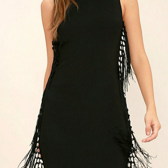 Dress - Picture 2 of 4