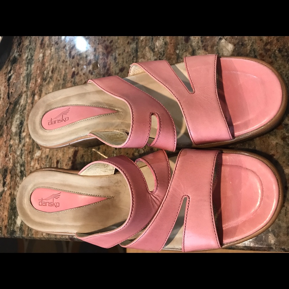 💥sale💥final price💥💥Dansko  - baby pink sandal