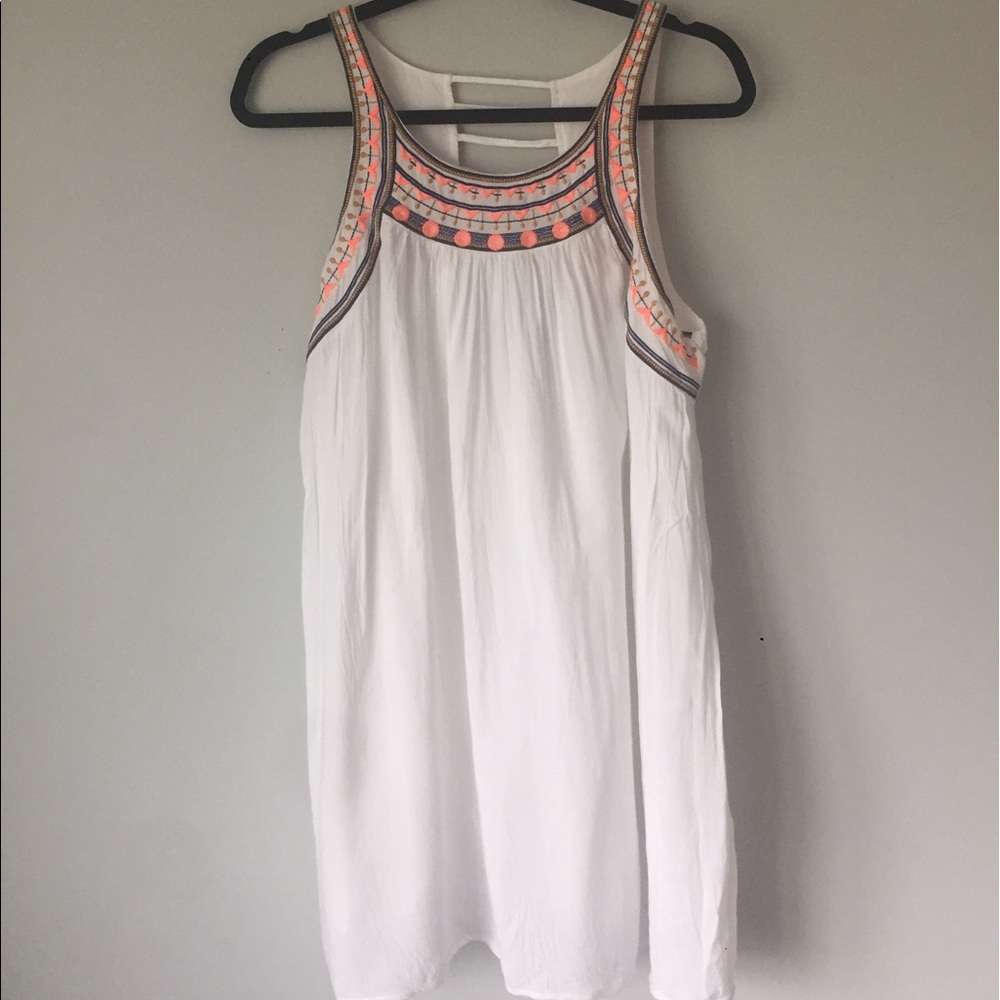 White tribal top dress