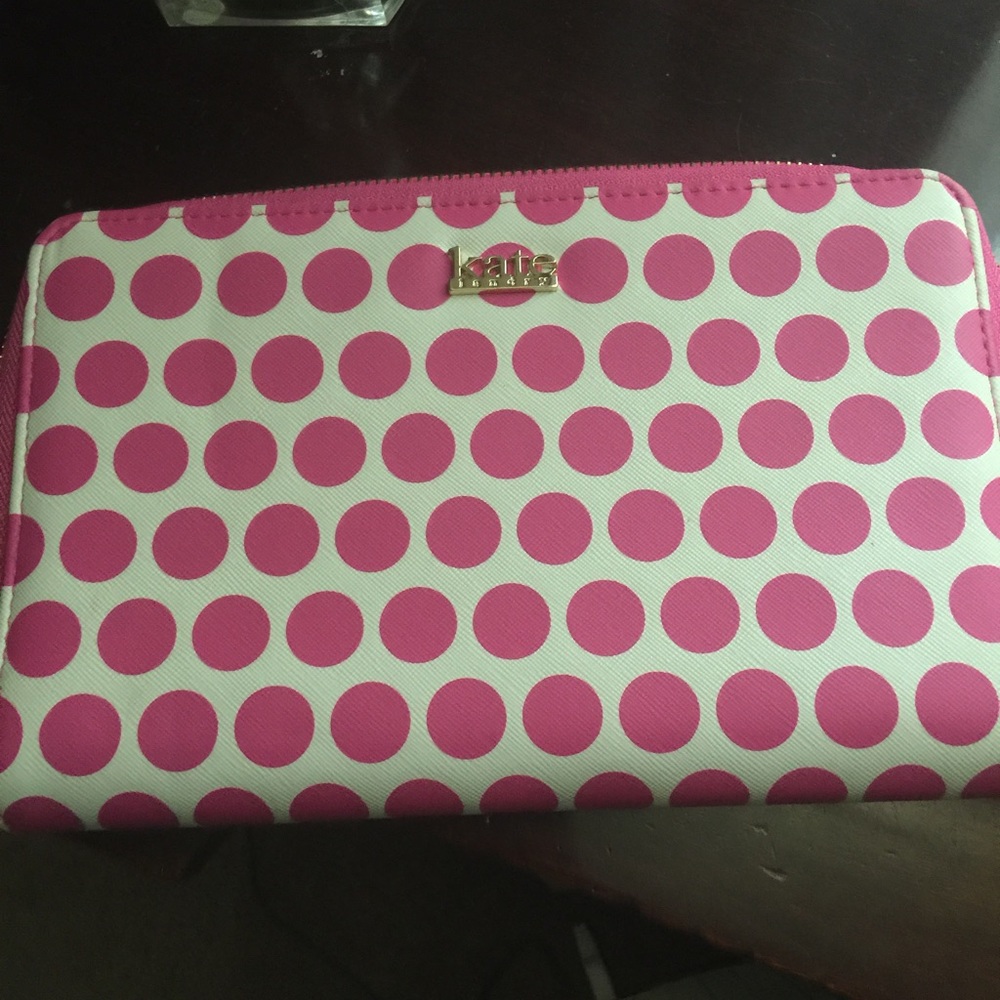 Kate Landry travel wallet