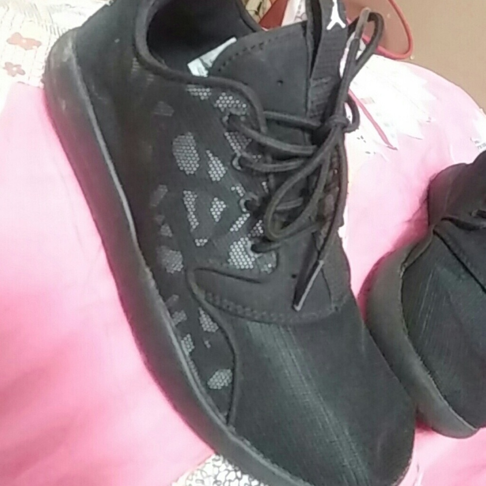 Jordans  kids size 4y