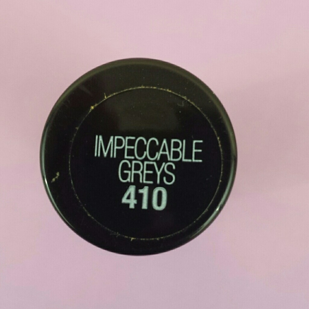 Makeup R13 Bundle. - Picture 2 of 5