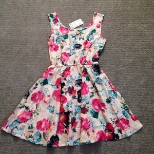 NWT floral escape dress