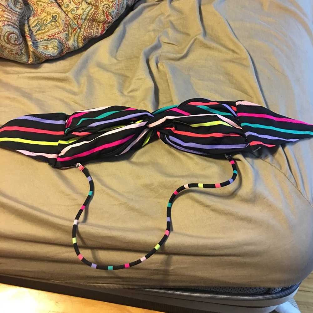 Victoria's Secret bikini top size M
