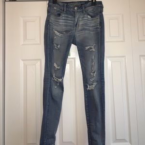American Eagle Jegging Ripped Jeans