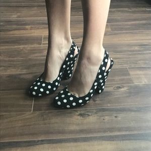 Forever 21 Polka-Dot Slingback Pumps