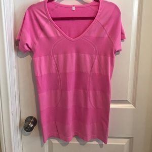 LULULEMON ATHLETICA top